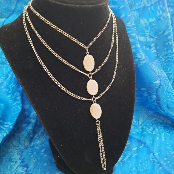 Silver-tone and Shell Choker - Picture 2 of 2